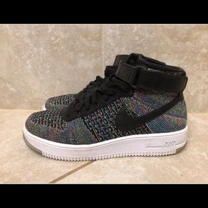 Men’s Nike Flyknit Air Force 1 multicolor size 9